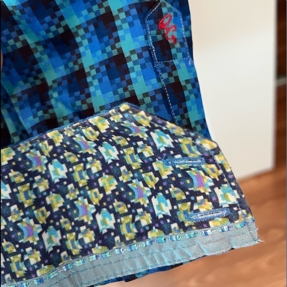 Robert Graham Redzone Long Sleeve Button Down - Picture 9 of 16